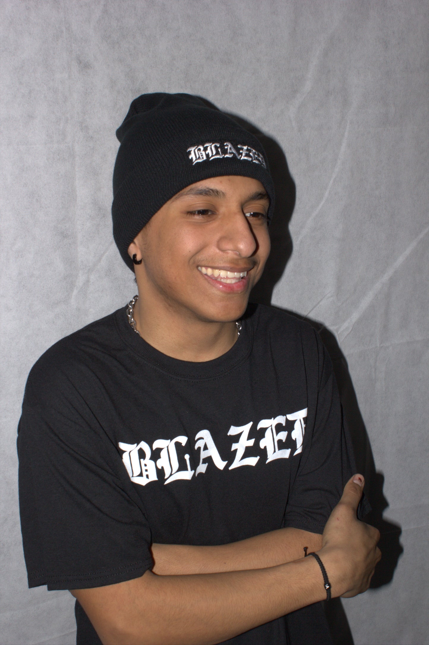 Basic "LOGO" T-Shirt