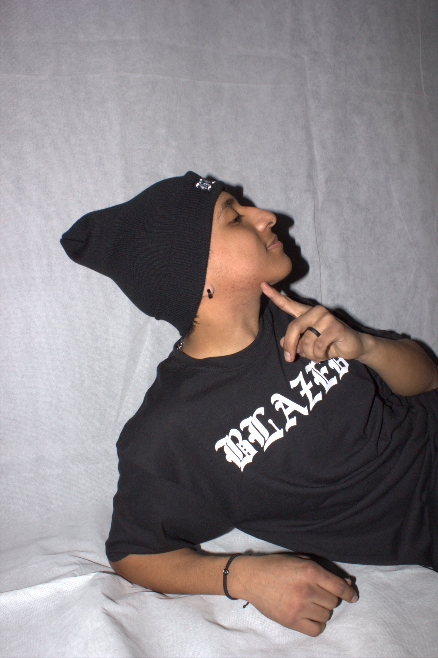 Basic "LOGO" T-Shirt